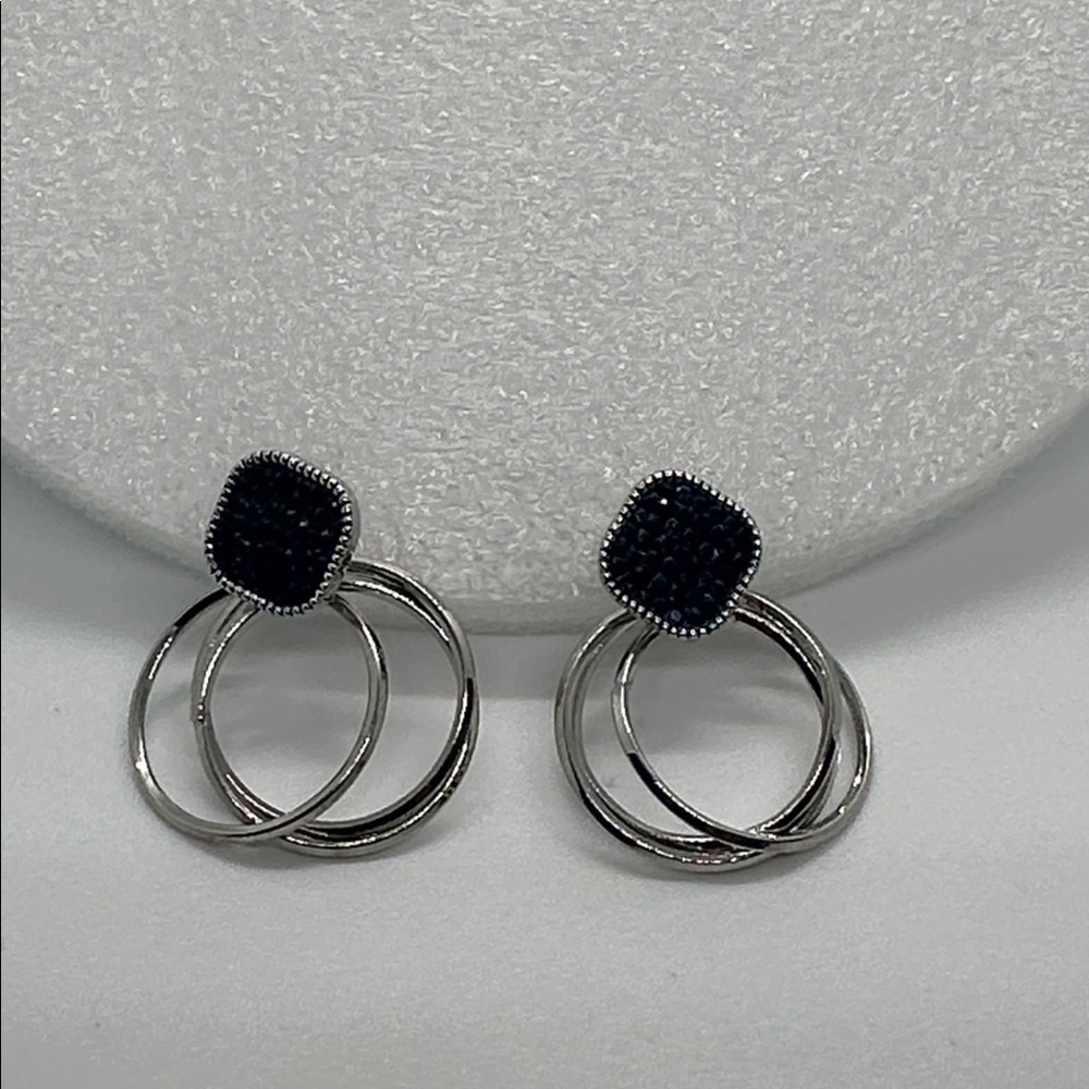 STUNNING Navy Blue Crystal Silver Dangle Hoop Earrings | Statement Jewelry | NWT - Picture 7 of 16